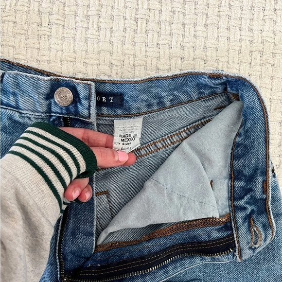 Vintage 90’s 955 Originals Denim Cut Off Shorts - Picture 8 of 9